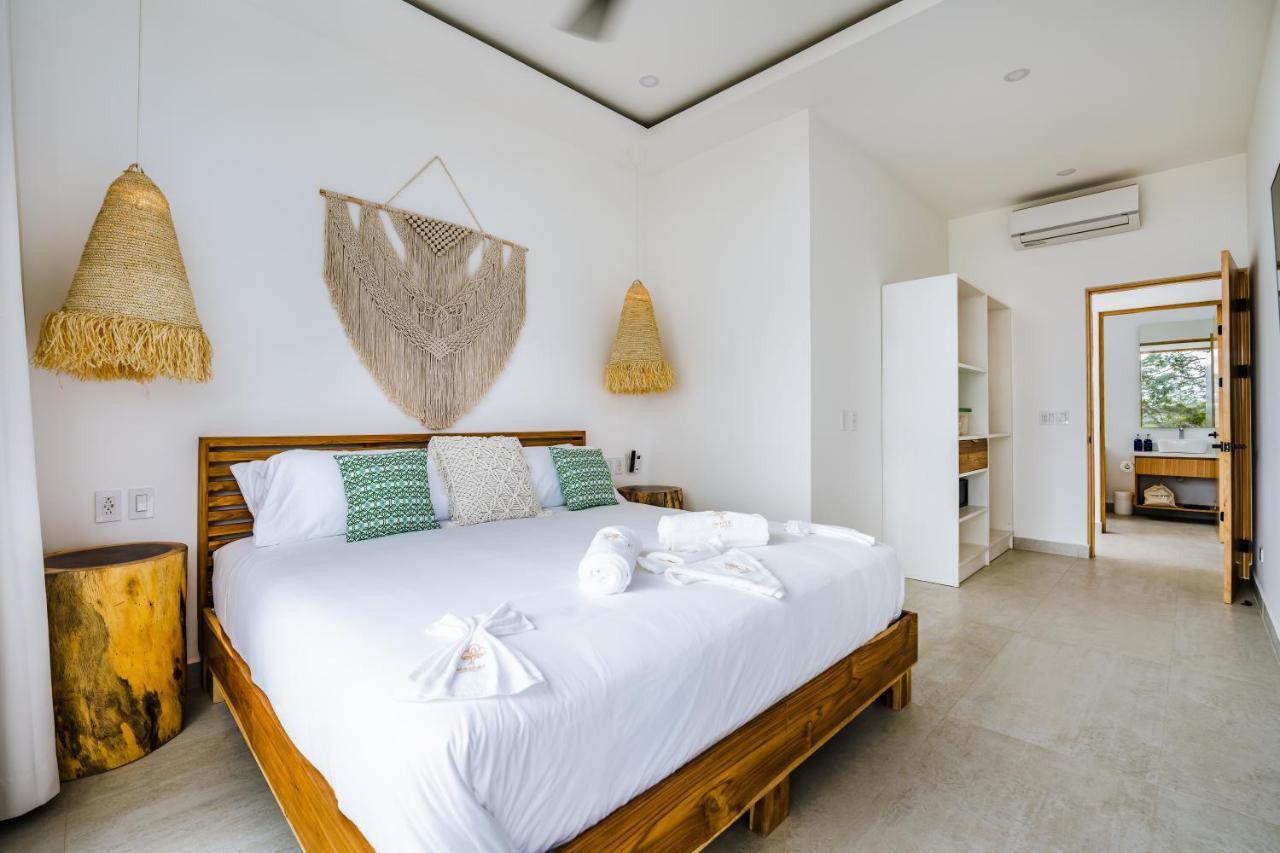 Mvillas Luxury Villas With Beach Club Access & Sauna 타마린도 외부 사진