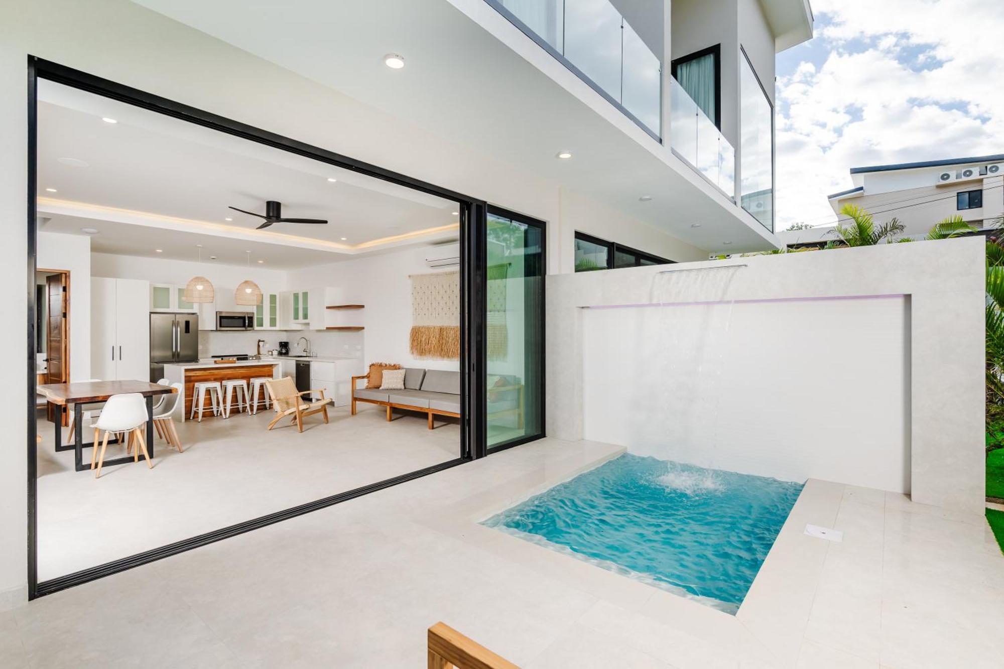 Mvillas Luxury Villas With Beach Club Access & Sauna 타마린도 외부 사진
