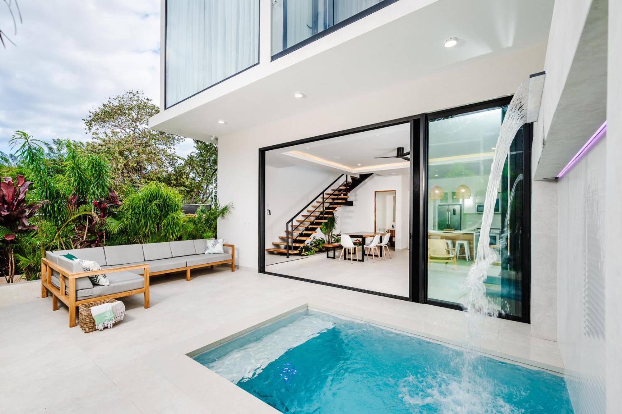 Mvillas Luxury Villas With Beach Club Access & Sauna 타마린도 외부 사진